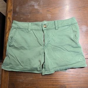AEO khaki shorts